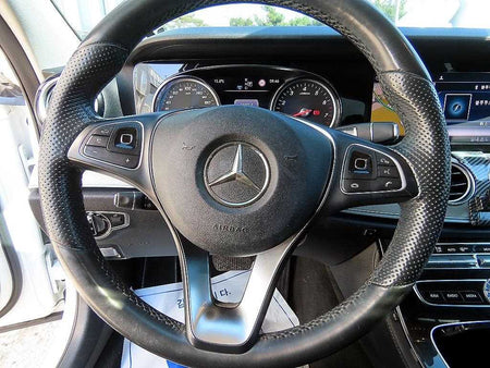 Mercedes-Benz E-Class — photo 08