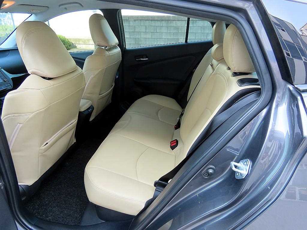 Toyota Prius — photo 06