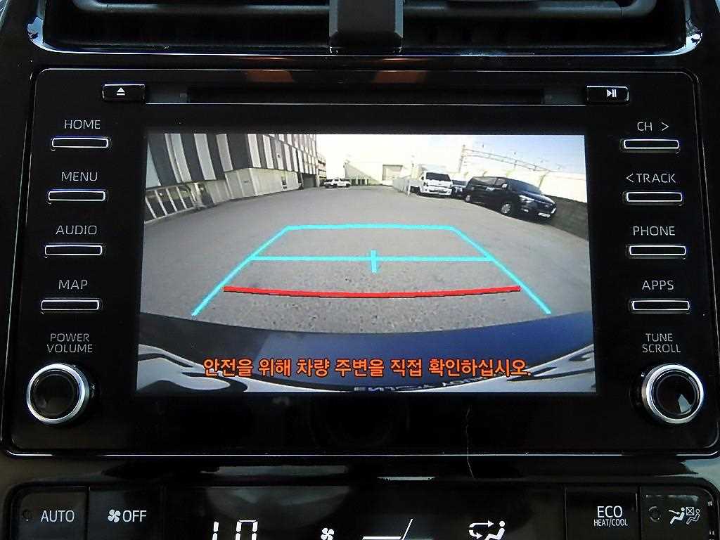 Toyota Prius — photo 15