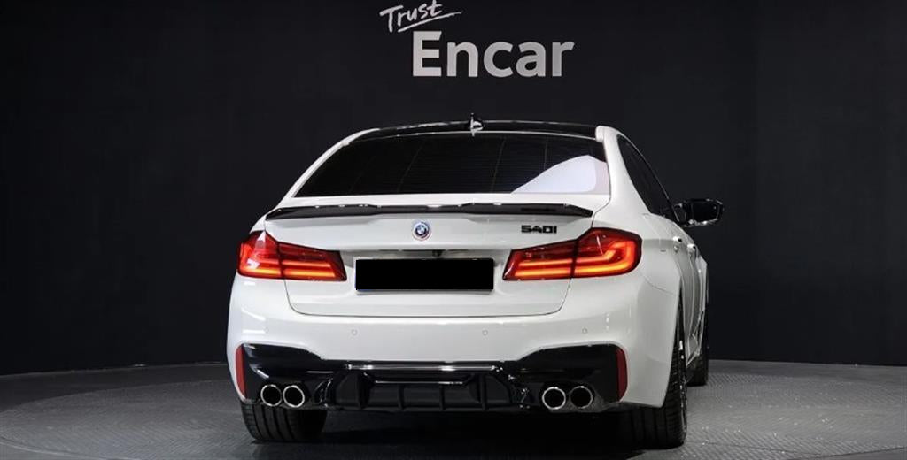 BMW 5-Series — photo 05