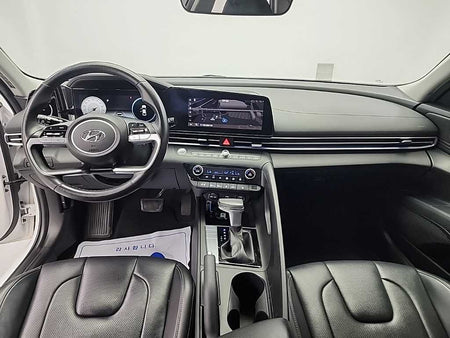 Hyundai Avante — photo 07