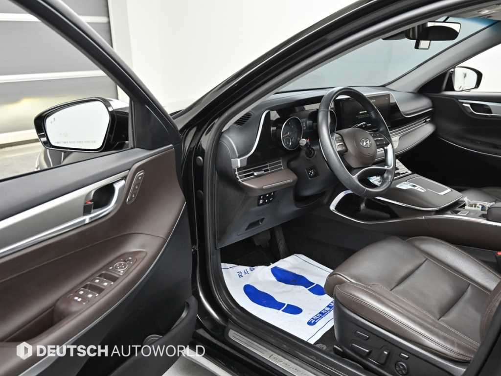 Hyundai Grandeur — photo 11