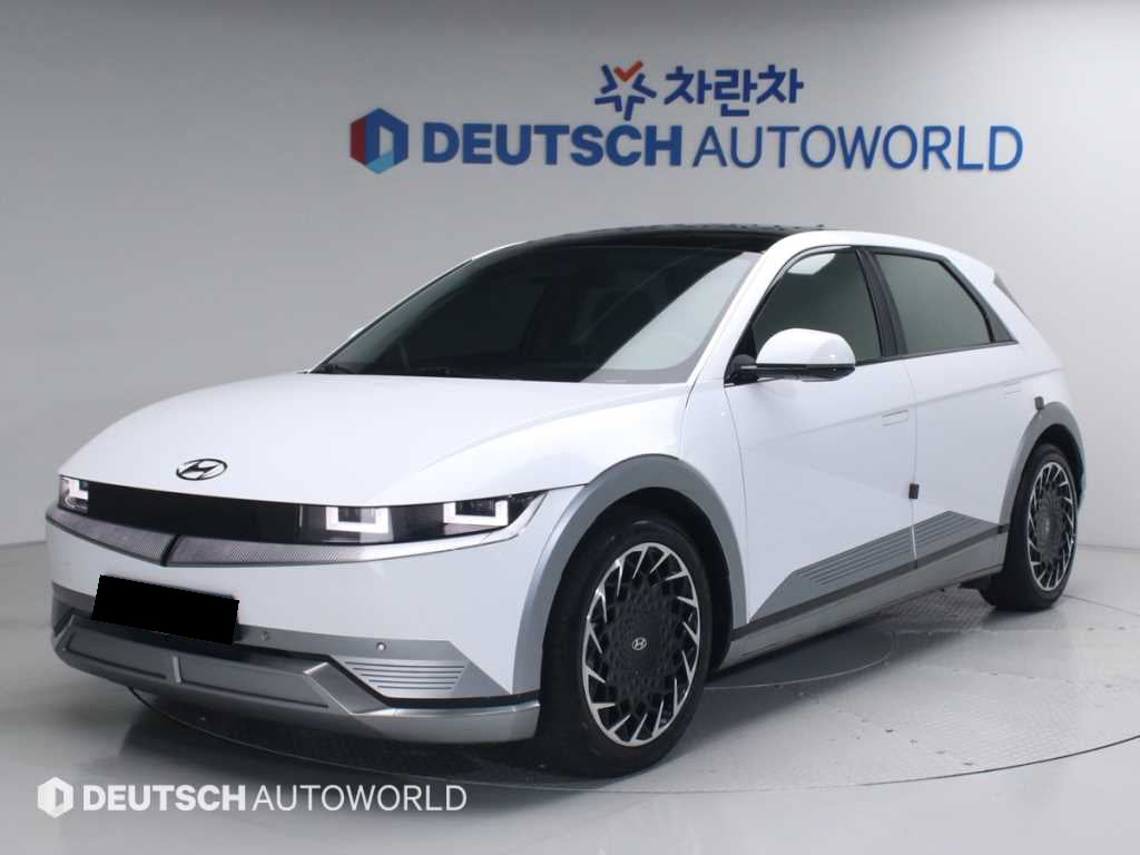 Hyundai Ioniq5 — photo 01