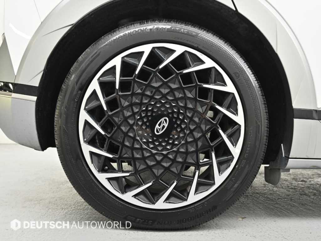 Hyundai Ioniq5 — photo 05