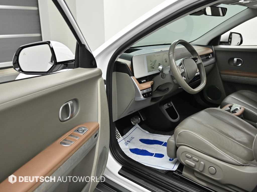 Hyundai Ioniq5 — photo 11