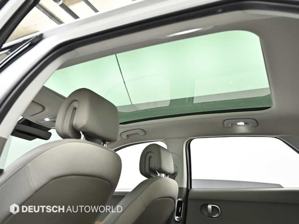 Hyundai Ioniq5 — photo 18