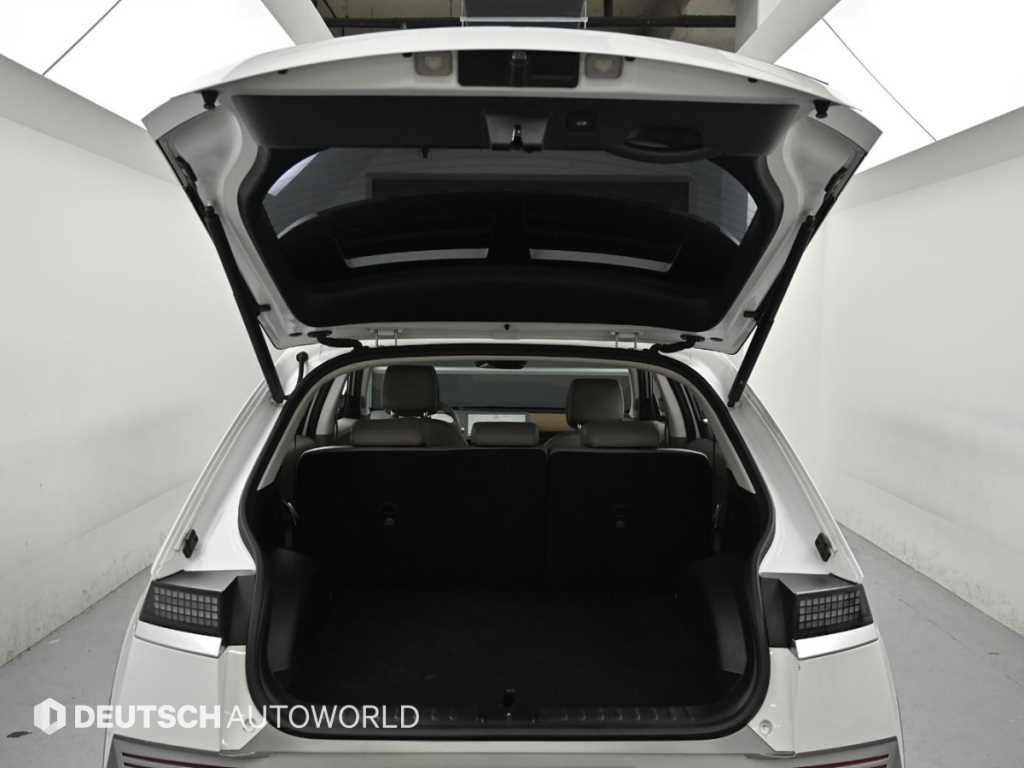 Hyundai Ioniq5 — photo 19