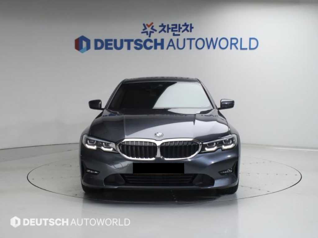 BMW 3-Series — photo 03