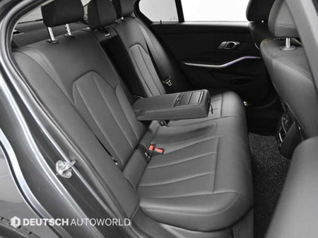 BMW 3-Series — photo 12