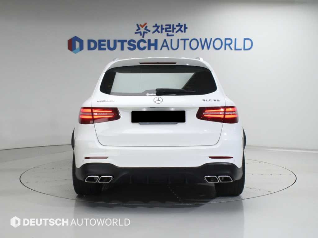 Mercedes-Benz GLC-Class — photo 04
