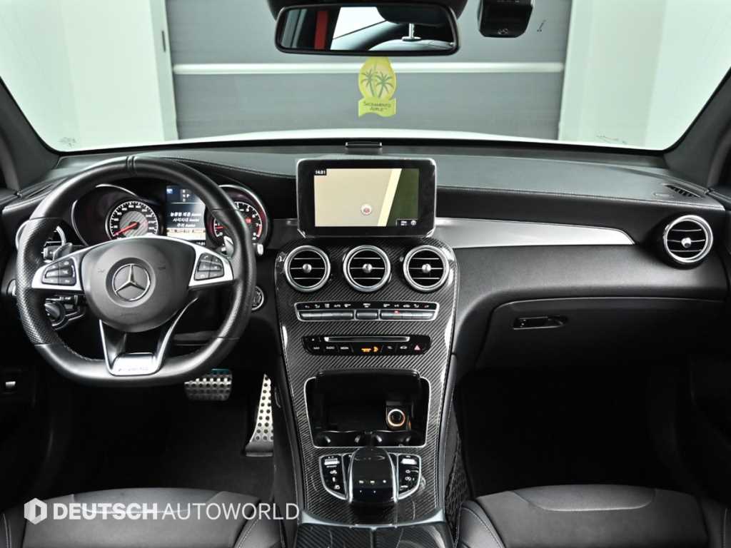 Mercedes-Benz GLC-Class — photo 07