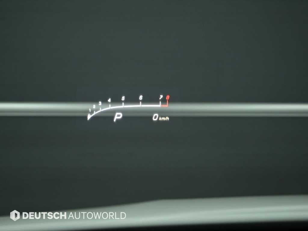 Mercedes-Benz GLC-Class — photo 17
