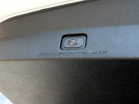 Ford Explorer — photo 16