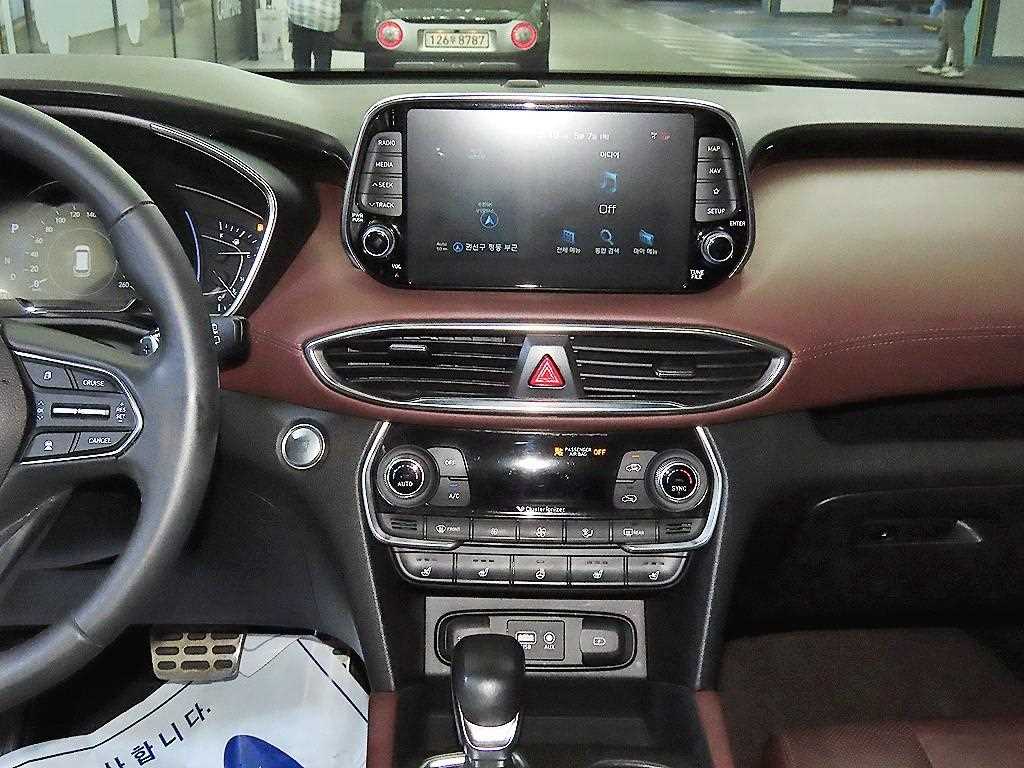 Hyundai Santafe — photo 11