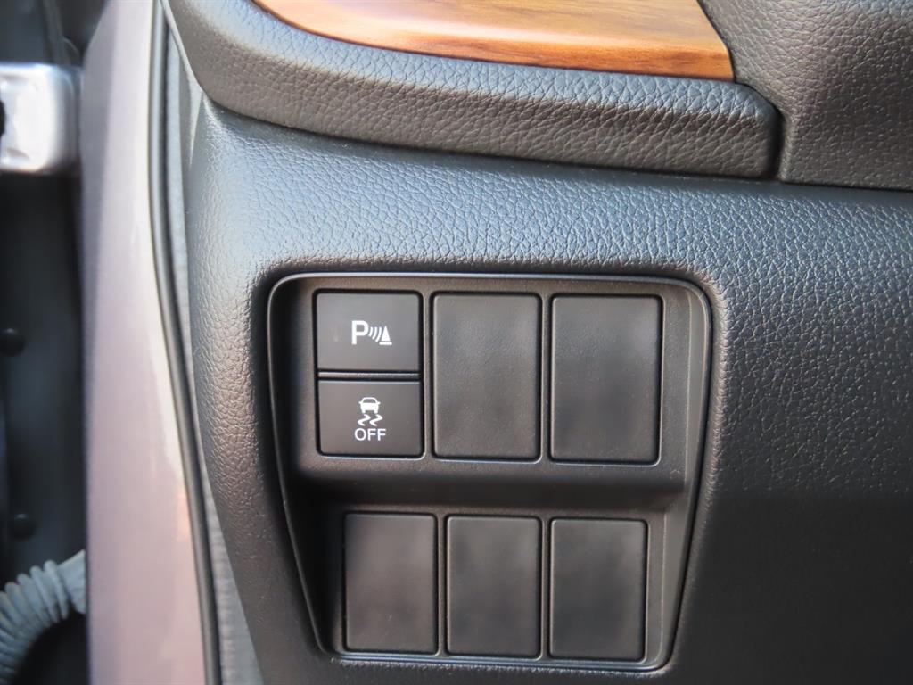 Honda CR-V — photo 13