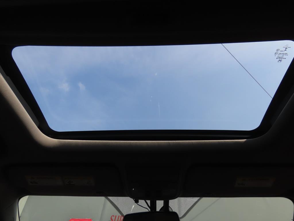 Honda CR-V — photo 16