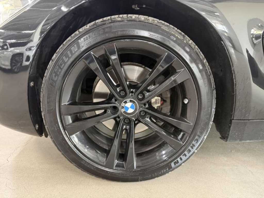 BMW 4-Series — photo 17