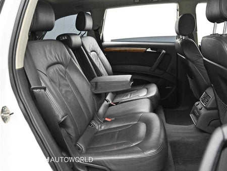Audi Q7 — photo 11