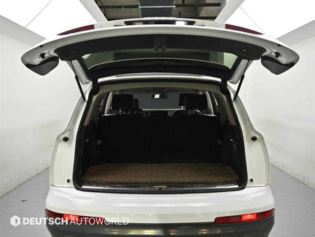 Audi Q7 — photo 16
