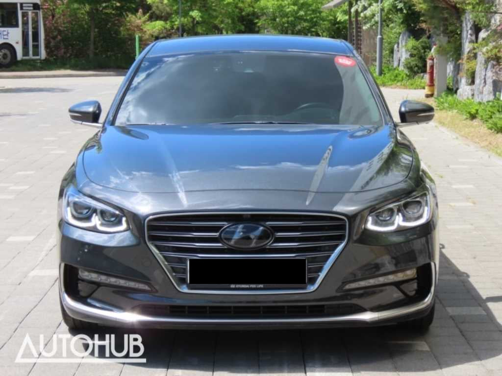 Hyundai Grandeur — photo 01