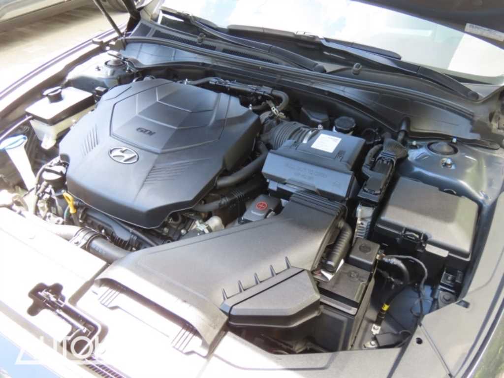 Hyundai Grandeur — photo 05