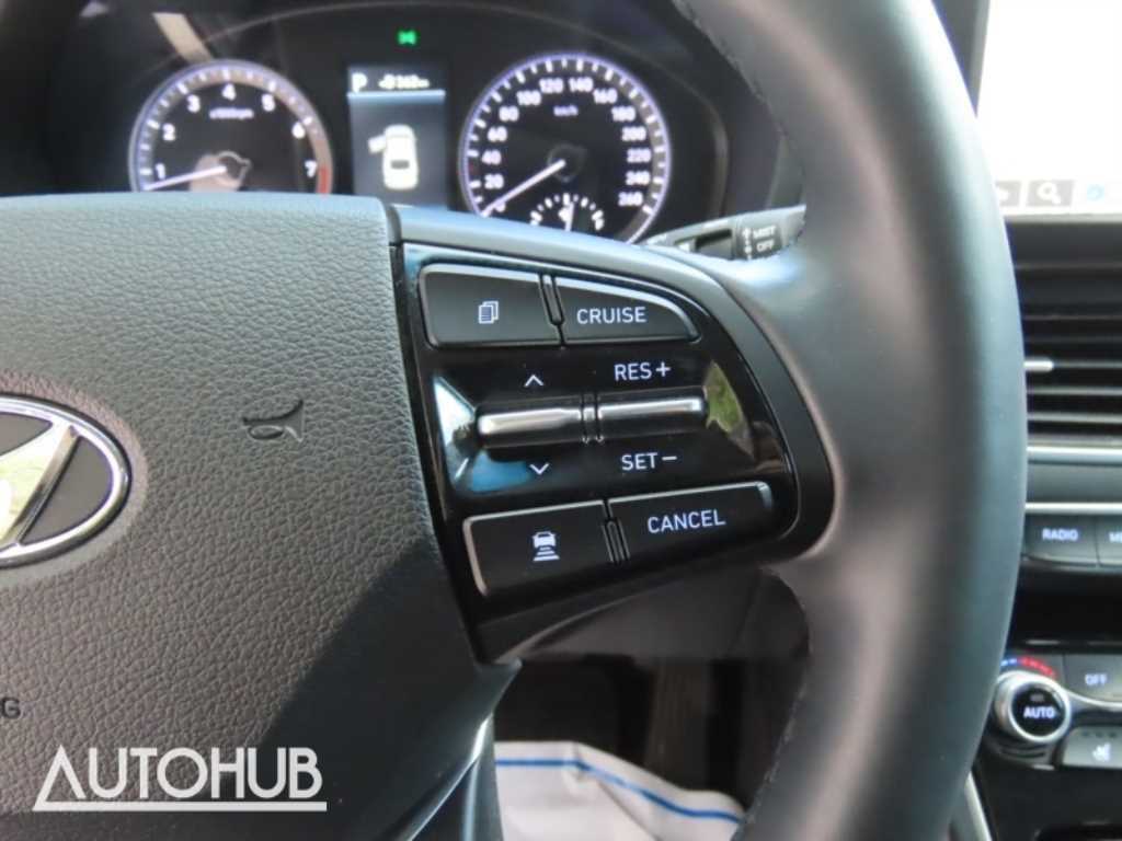 Hyundai Grandeur — photo 12