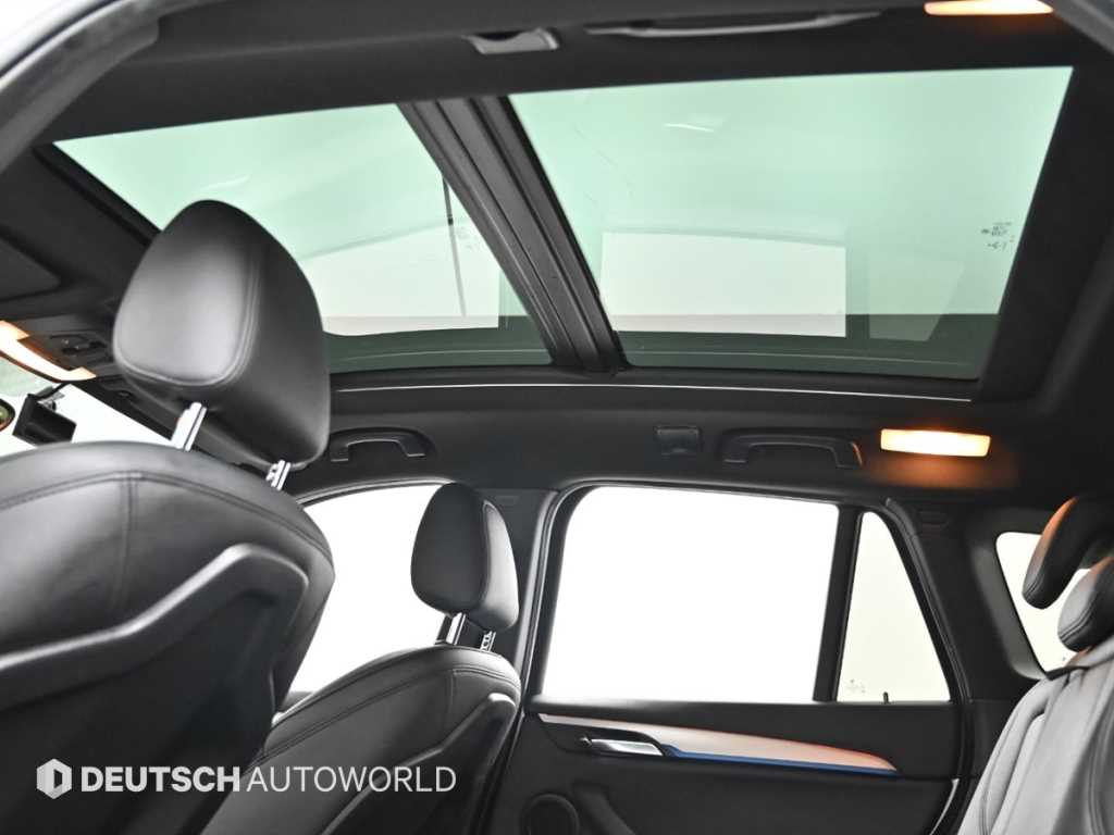 BMW X1 — photo 18