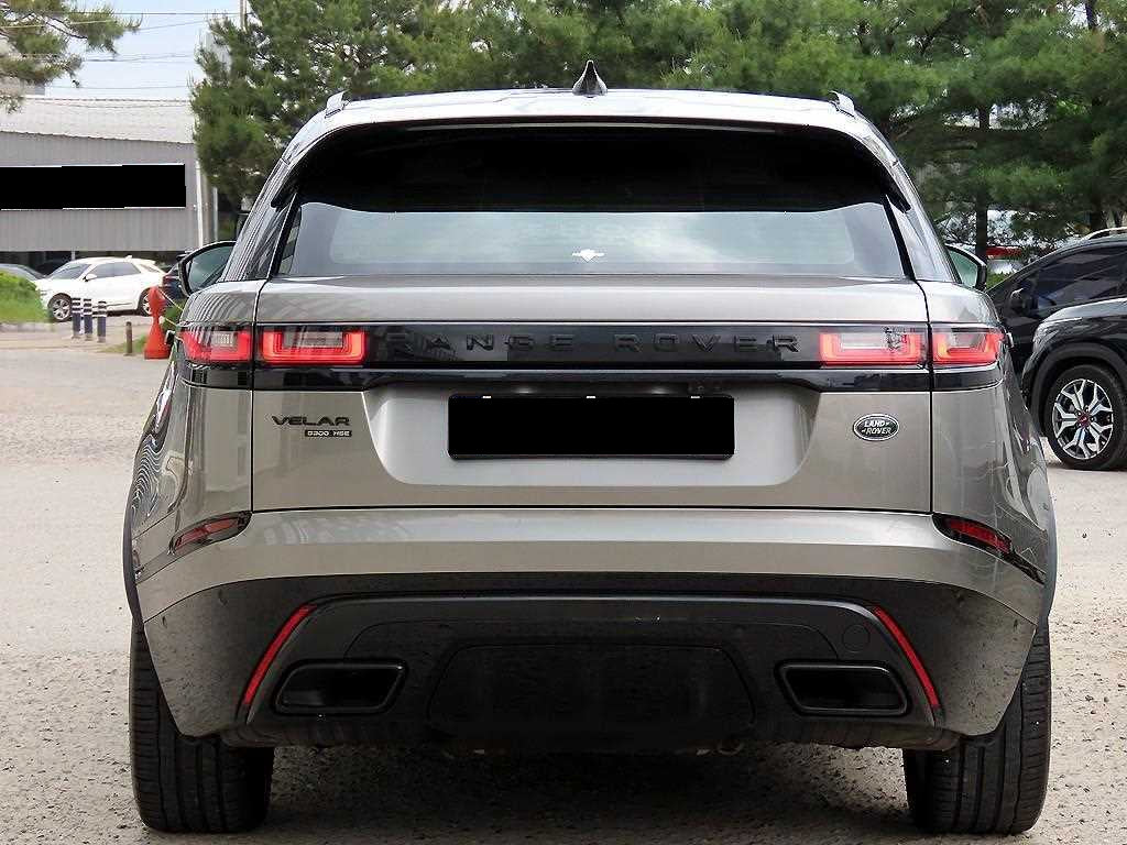 Land Rover Range Rover Velar — photo 04