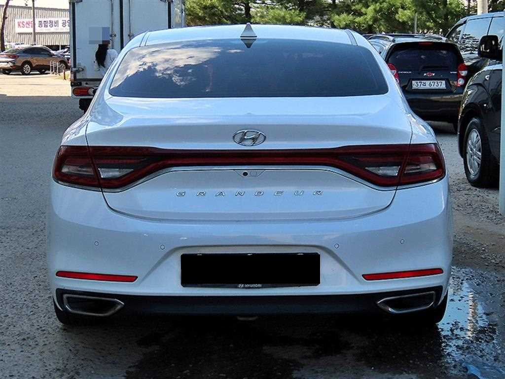 Hyundai Grandeur — photo 04
