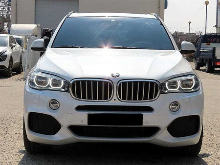 BMW X5 — photo 01