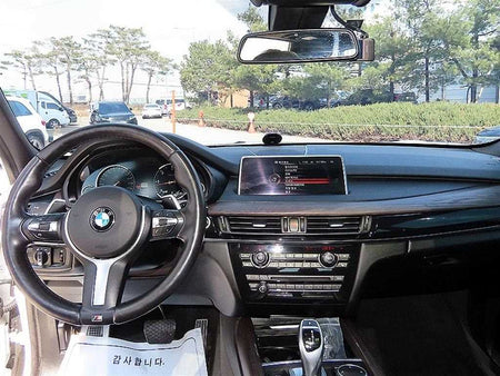 BMW X5 — photo 07
