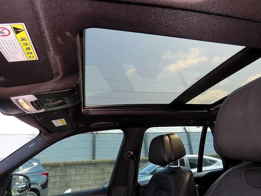 BMW X5 — photo 16