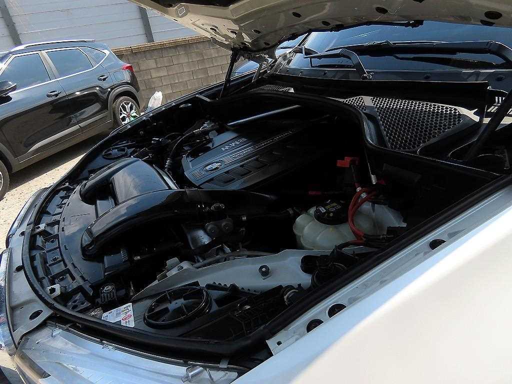 BMW X5 — photo 19