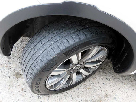 Land Rover Discovery Sport — photo 20