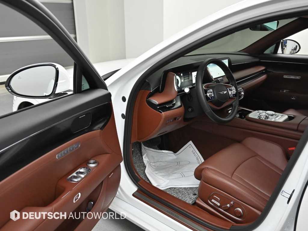 Genesis G90 — photo 11