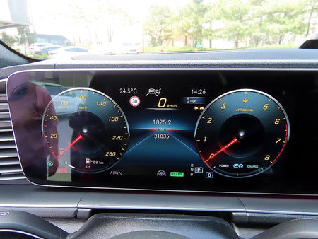 Mercedes-Benz GLS-Class — photo 09