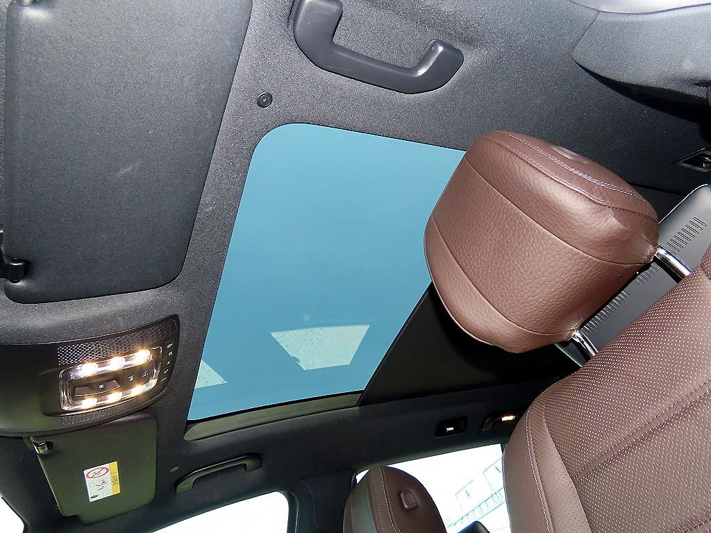 Mercedes-Benz GLS-Class — photo 15