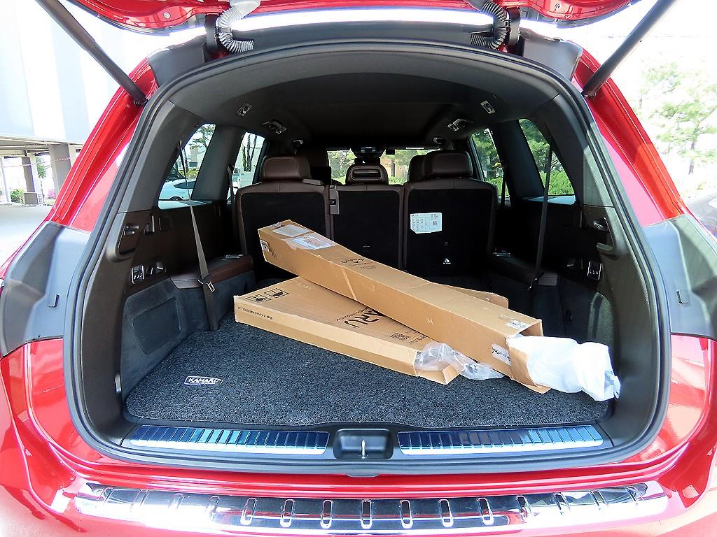 Mercedes-Benz GLS-Class — photo 16