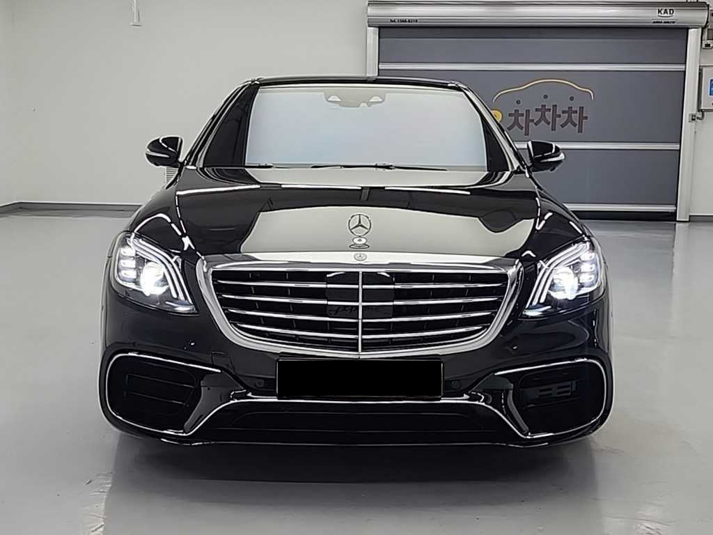 Mercedes-Benz S-Class — photo 02