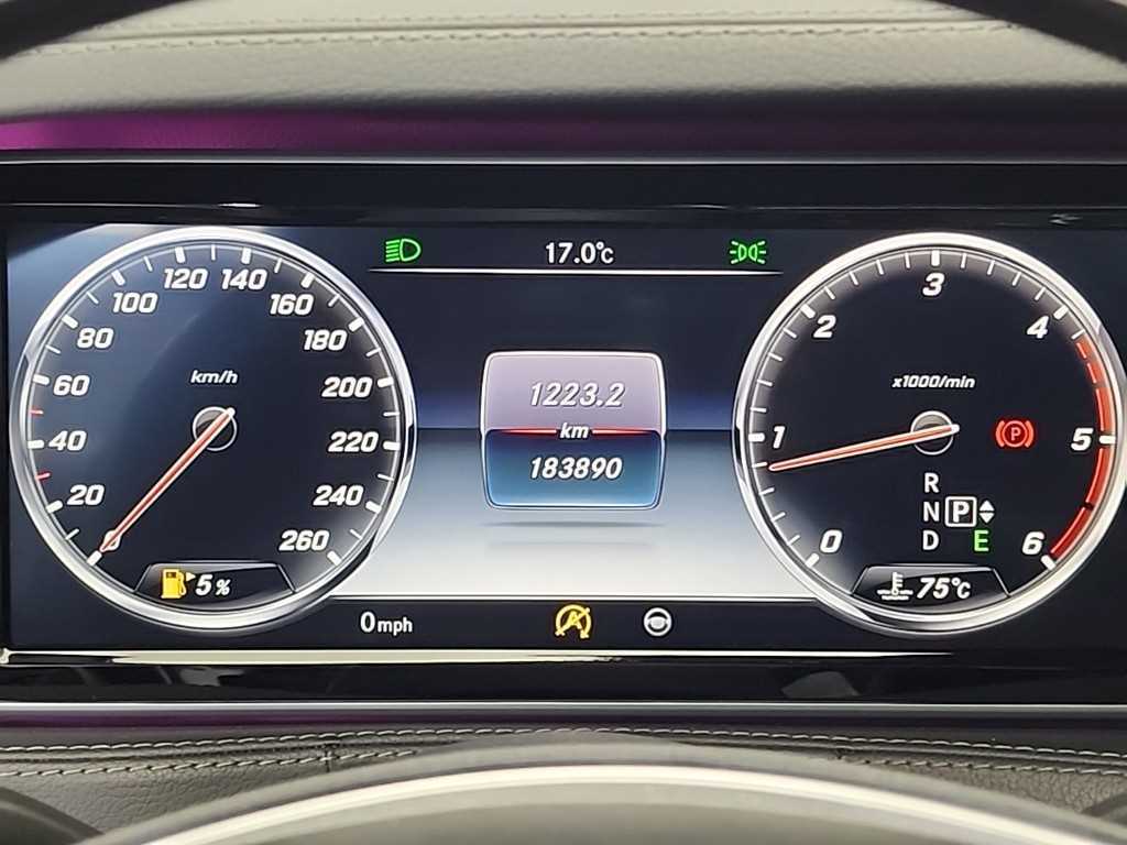 Mercedes-Benz S-Class — photo 06