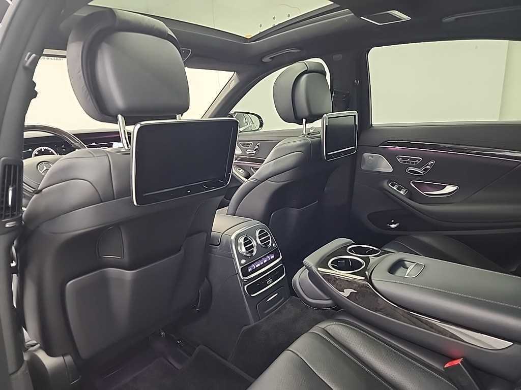 Mercedes-Benz S-Class — photo 14