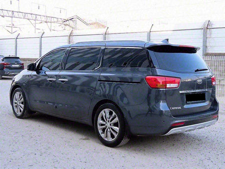 Kia Carnival — photo 03