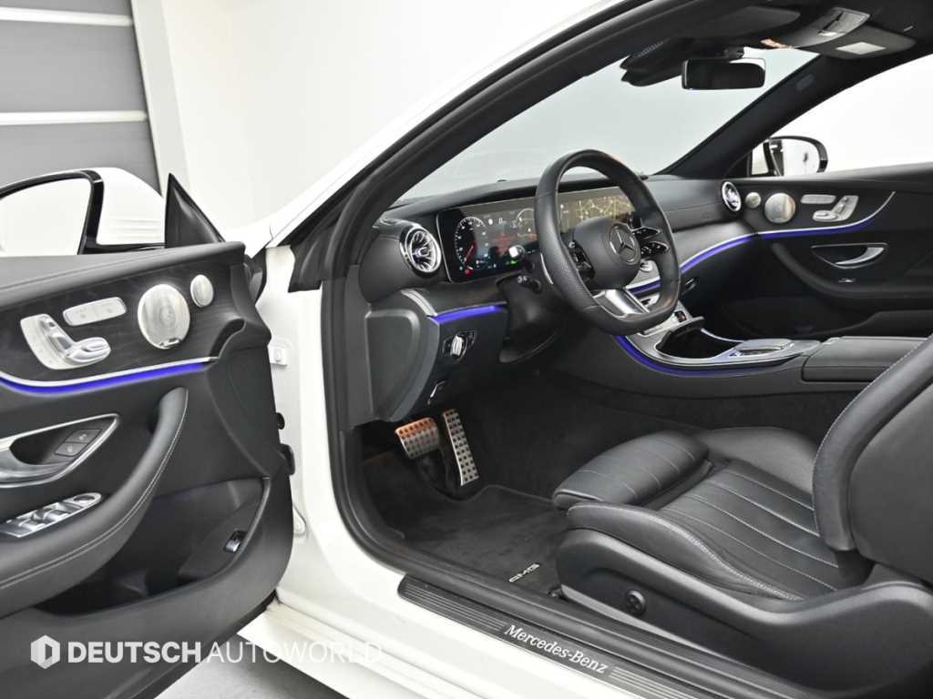 Mercedes-Benz E-Class — photo 11