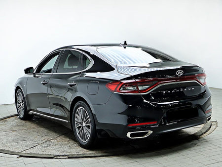 Hyundai Grandeur — photo 04