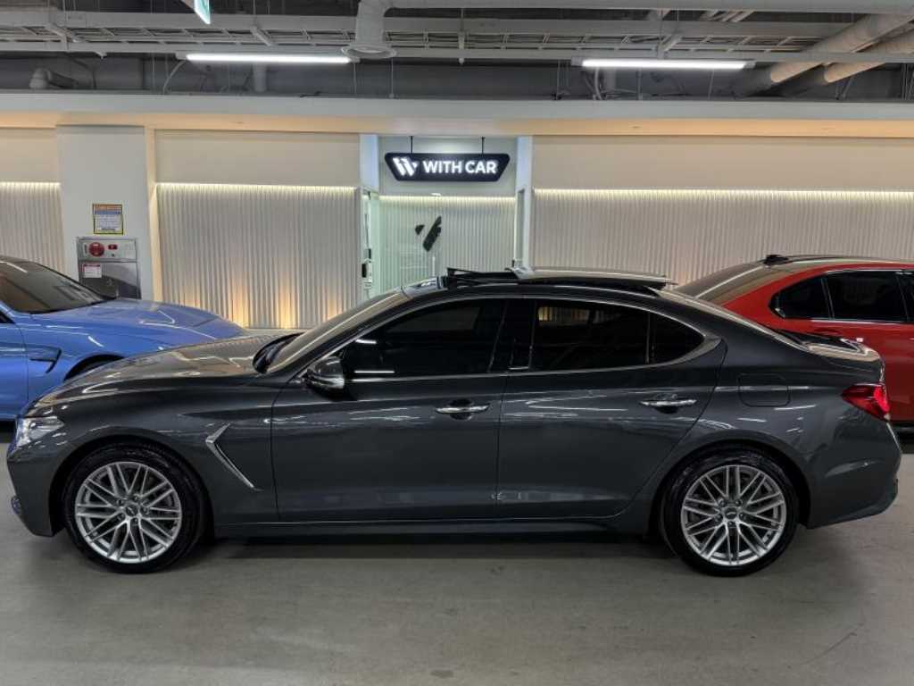 Genesis G70 — photo 05