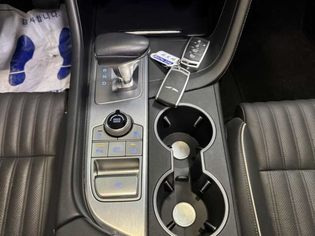Genesis G70 — photo 13
