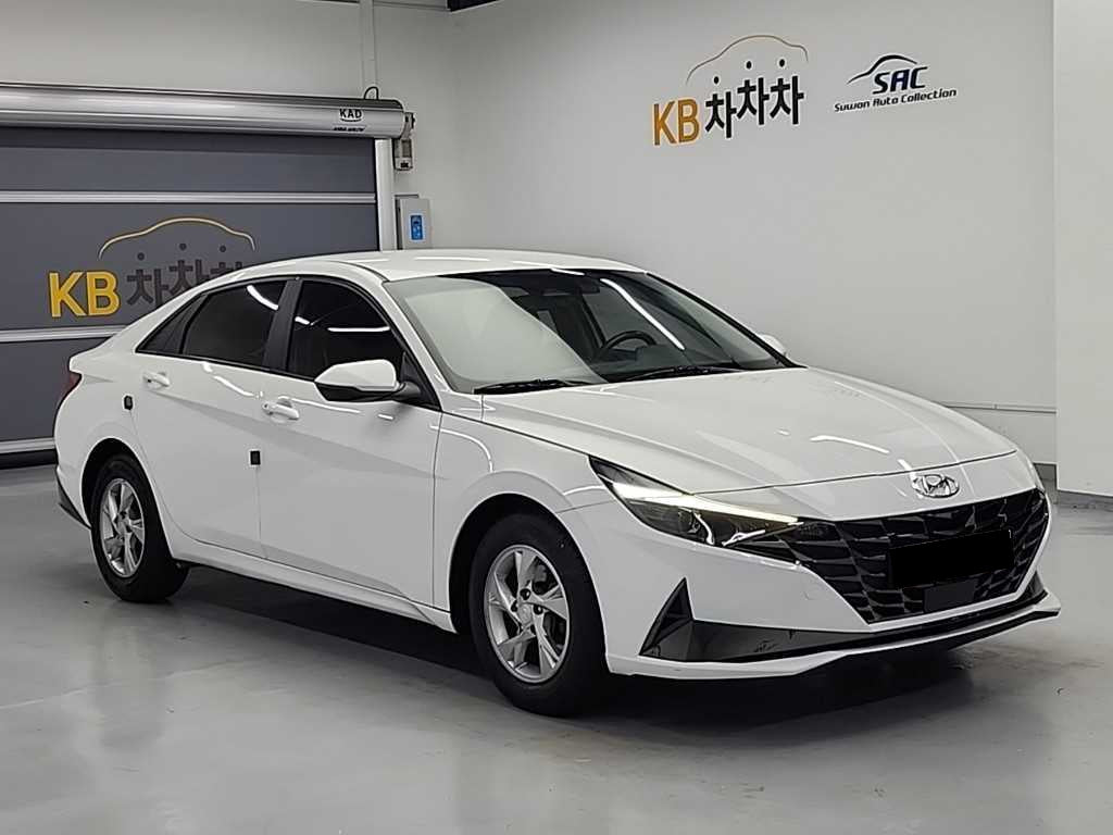 Hyundai Avante — photo 04