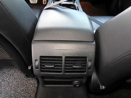 Jaguar XF — photo 16