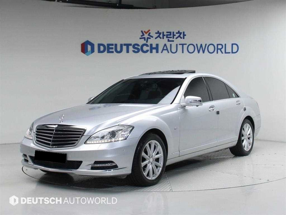 Mercedes-Benz S-Class — photo 01
