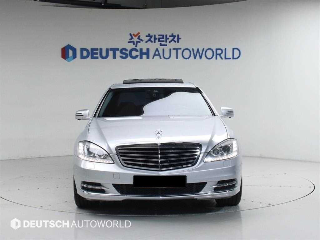Mercedes-Benz S-Class — photo 03